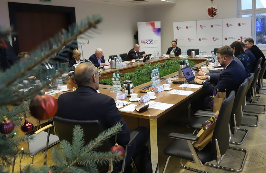 Bydgosko-toruńskim sporem o śmieci Wojewódzka Rada Dialogu...