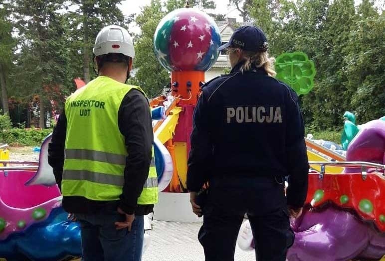 Policjanci z Posterunku Policji w Mielnie wspólnie z...