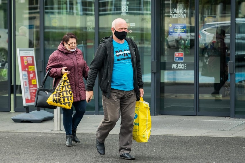 15.10.2020 bydgoszcz sklep lidl glinki godziny dla seniorow...