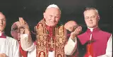 Szokujący raport Watykanu. Jan Paweł II wiedział o tym, że Theodore McCarrick jest pedofilem [RAPORT]