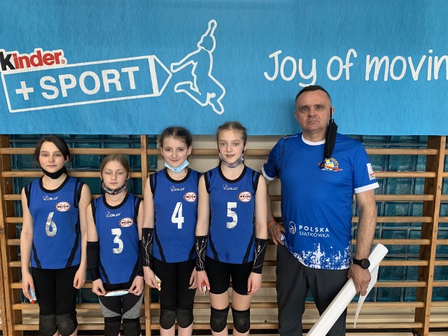 W Gdańsku odbył się trzeci wojewódzki turniej minipiłki siatkowej dziewcząt ,,trójek” w ramach rozgrywek Kinder Sport. Morena Miastka zajęła siódme miejsce i awansowała to turnieju głównego.