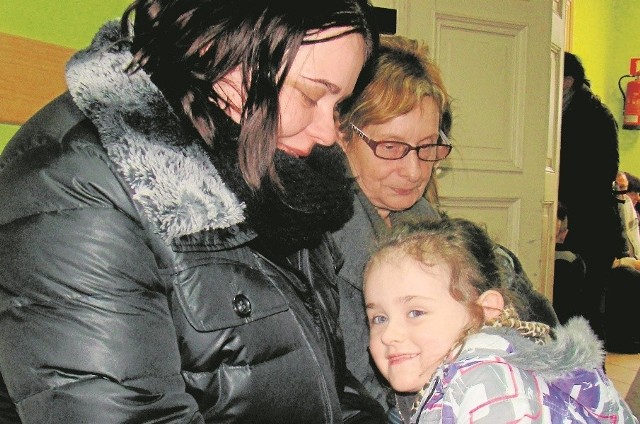 Sylwia Kozielska wraz z córką Leną zastały w piątek swoją przychodnię w Zielonej Górze zamkniętą. Dlatego po pomoc udały się w niedzielę do pogotowia ratunkowego.