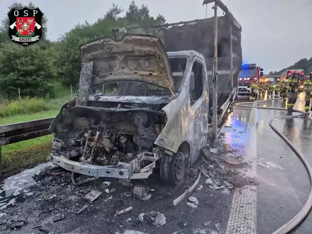 Pożar samochodu dostawczego na autostradzie A4