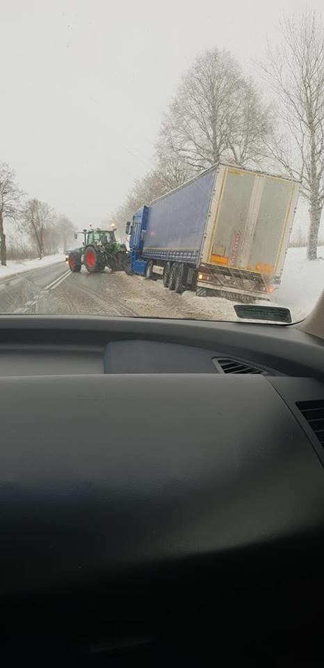 Białystok - Knyszyn, godz. 10.55, zerowa widoczność przez...