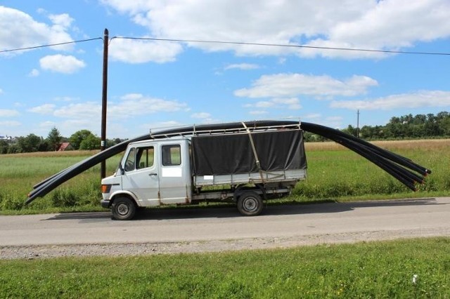 Kierowca Mercedesa wykazał się kreatywnością