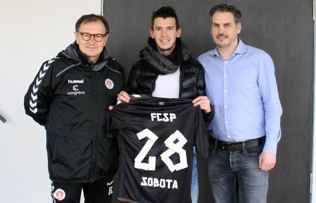 Waldemar Sobota będzie dalej reprezentować barwy FC Sankt Pauli