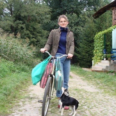 - Odwiedzający nas znajomi często zwracają uwagę na niebezpieczny przejazd przez wieś - mówi Lilla Toczyka z Przyborza.