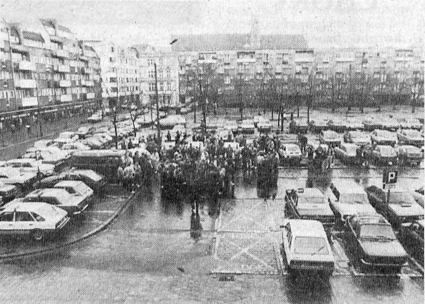 Po 1963 roku z Nowego Targu zrobiono ogromny parking.