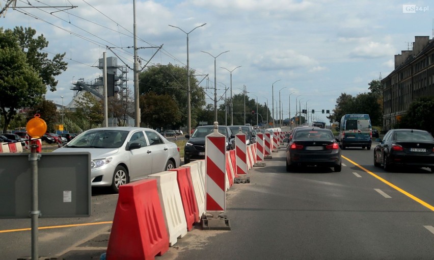 Korki na Estakadzie Pomorskiej w Szczecinie. Powód? Modernizacja. Zobacz ZDJĘCIA