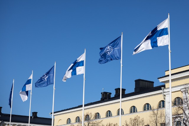 Listy z podejrzanym białym proszkiem trafiły do fińskiej ambasady w Moskwie. Ataki nasiliły się w związku z procesem przystąpienia Finlandii do NATO.