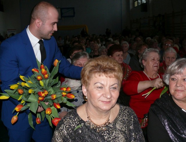 We włoszczowskim Forum Kobiet uczestniczyło ponad 400 pań.