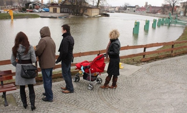 Kasia, Ania, Bartek i Karol powodzi się nie boją 