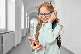 Dziecko w internecie. Czy rodzice wystarczająco dbają o jego bezpieczeństwo w sieci?