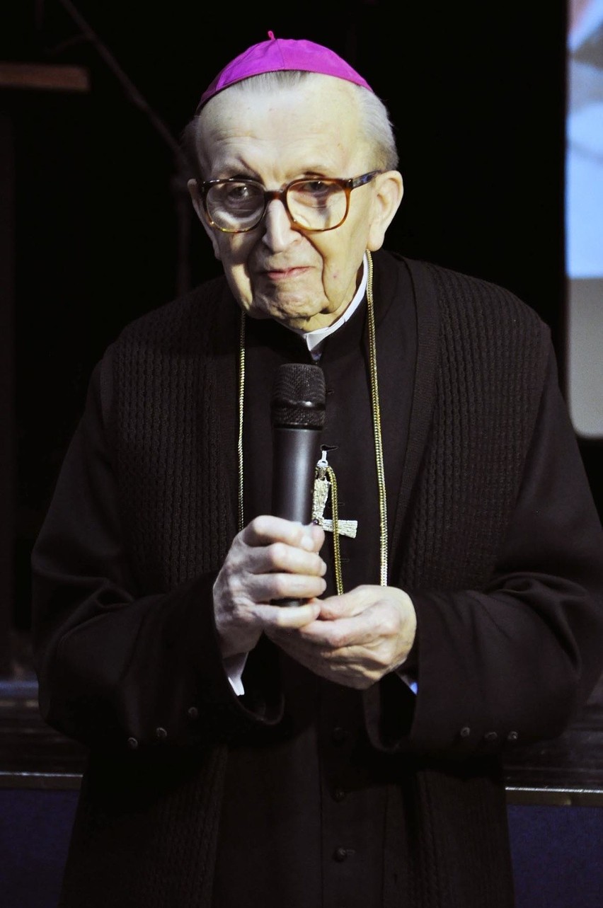 Biskup Edward Materski dziękował za film