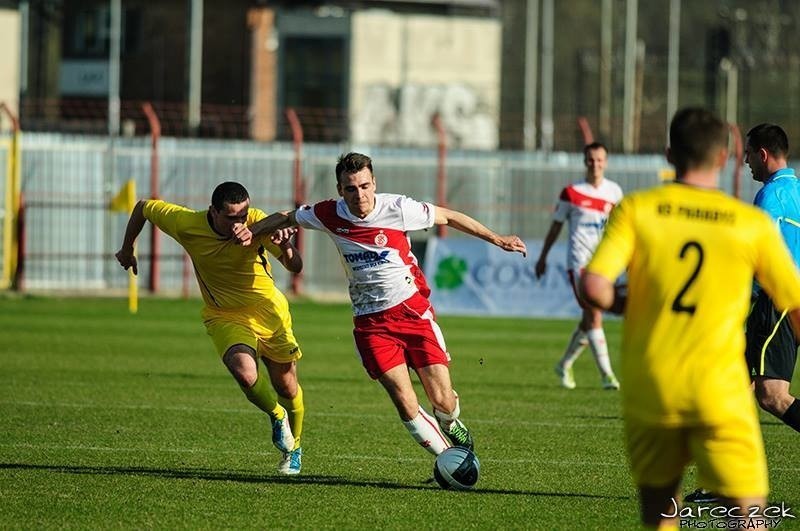 Łódzki Klub Sportowy zremisował w meczu na szczycie czwartej...