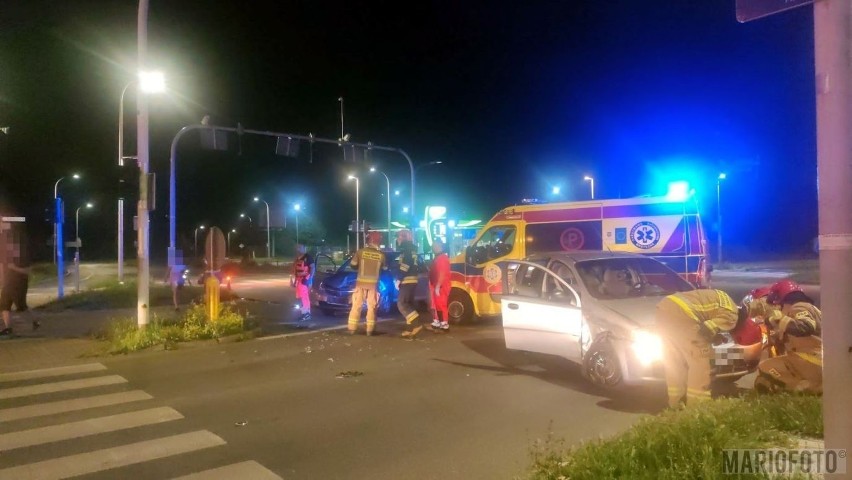 Nocne zderzenie taksówki z chevroletem w Opolu.