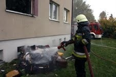 W Kołobrzegu przy ul.Koszalińskiej doszczętnie spłonęło mieszkanie.