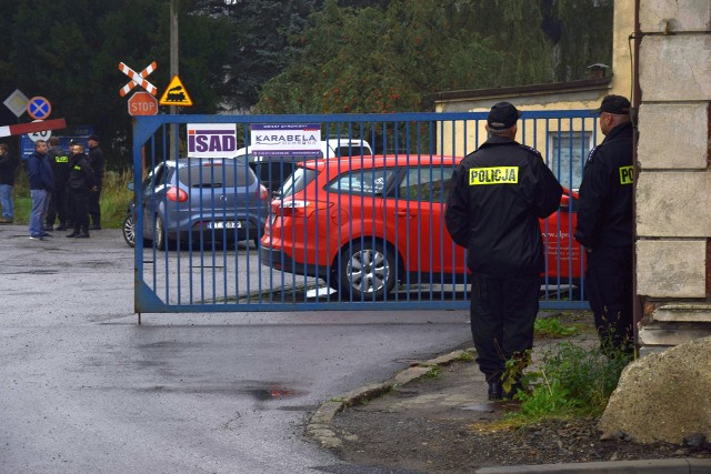 Próbki gleby inspektorzy WIOŚ pobrali we wrześniu. Na teren rafinerii weszli z prokuratorem.