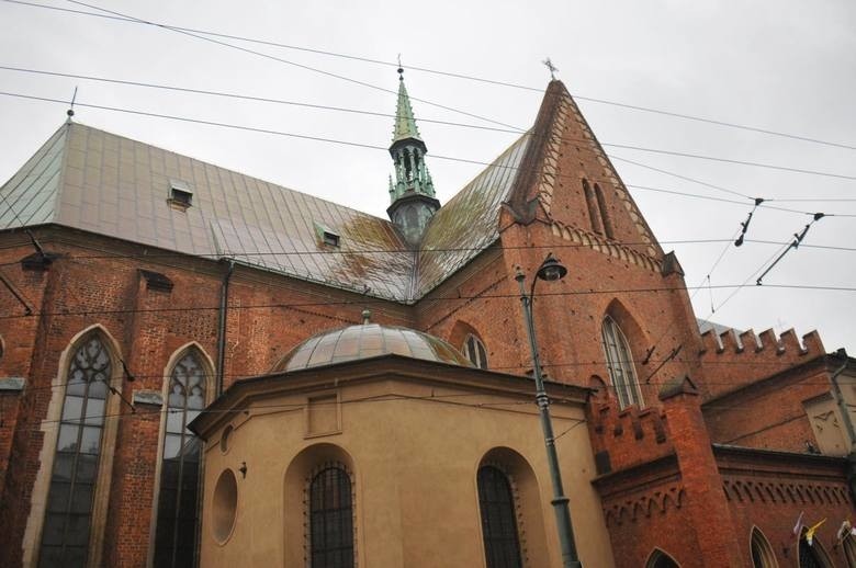 W bazylice krakowskich franciszkanów (pl. Wszystkich...