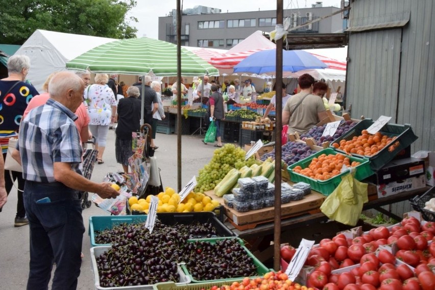 We wtorek 20 lipca na kieleckich bazarach ruch był bardzo...