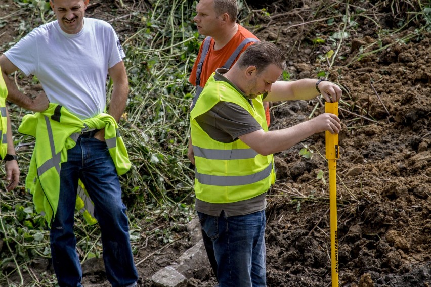 Prace przygotowawcze do odkopania tzw. złotego pociągu