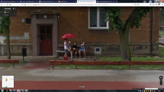 Mieszkańcy osiedla Kostka w Łowiczu na Google Street View. Kogo złapała kamera?