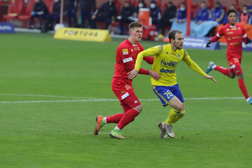 Fortuna 1. Liga. Arka Gdynia powalczy z Widzewem Łódź. Znamy podstawową jedenastkę żółto-niebieskich. 23.05.2021