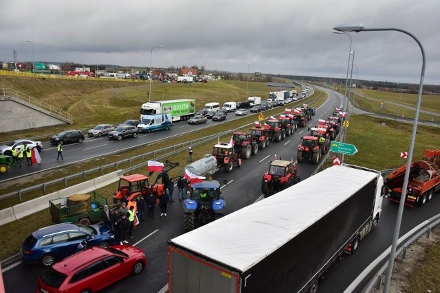 Protest rolników w Jaroszewie koło Żnina.