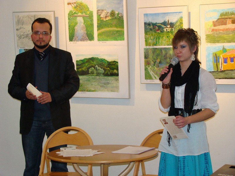 Magda czytała wiersze, a spotkanie prowadził Adrian Szary