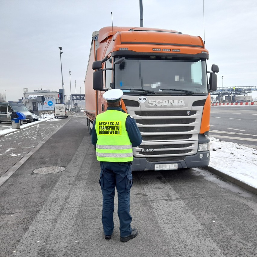 Zezwolenie na transport, które rosyjski kierowca okazał...