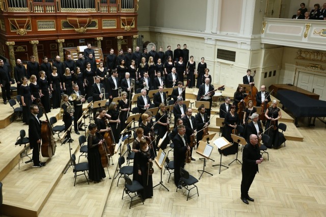 Orkiestra Filharmonii Poznańskiej, Poznański Chór Kameralny oraz dyrygent Paul Mc Creesh