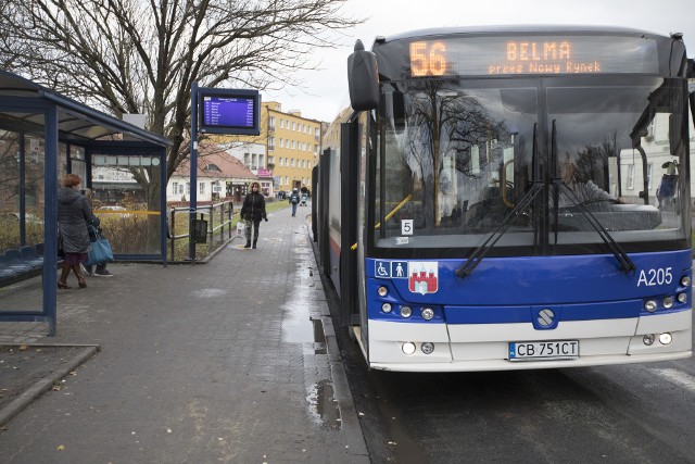 Dość kosztowne są kursy na zawodowego kierowcę. Tu nie wystarczy tylko mieć kurs prawa jazdy. Trzeba też posiadać kwalifikację. Przykładowo kierowca autobusu, oprócz prawa jazdy kategorii D musi też posiadać kwalifikację na przewóz osób. Taki kurs kosztuje około 6000 zł.