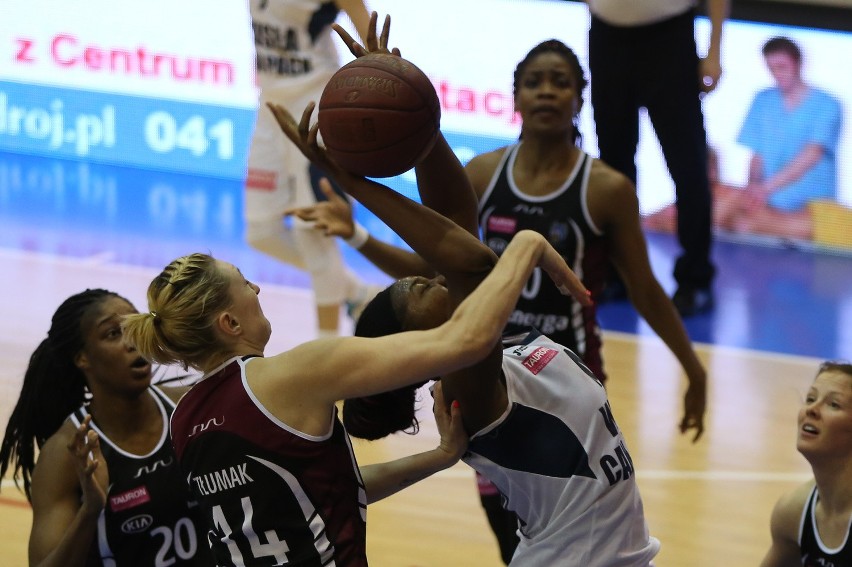 Wisła Can-Pack Kraków - 62, Energa Toruń - 58