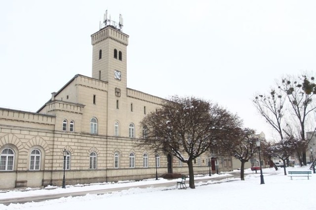 Miasto złożyło propozycję uczelni, aby wydział sztuki radomskiego uniwersytetu przeniósł się do ratusza po wyprowadzce z niego Archiwum Państwowego.