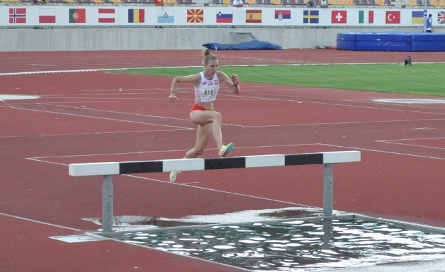 Martyna Krawczyńska ustanowiła nowy rekord w biegu na 3000 metrów z przeszkodami