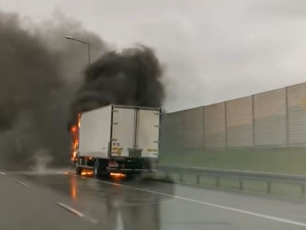 Pożar ciężarówki na autostradzie A4 pod Krakowem