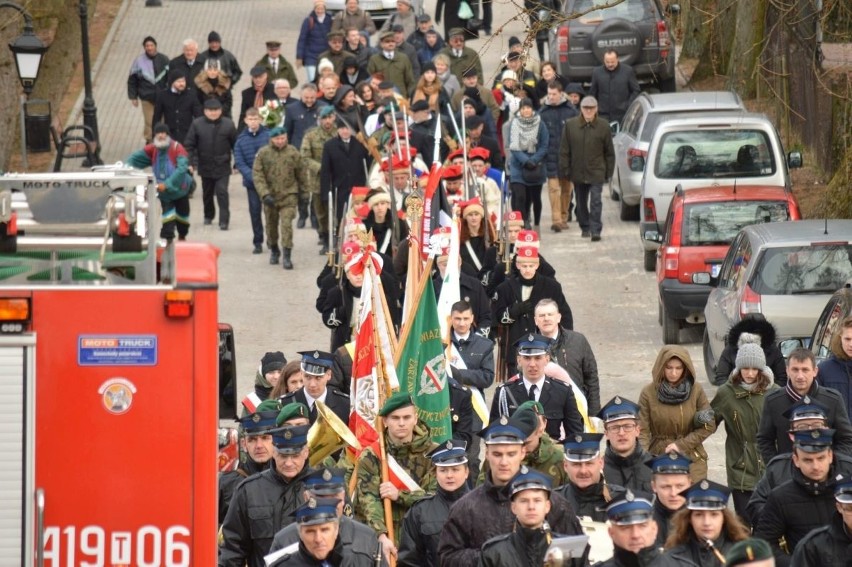 Obchody rocznicowe bitwy pod Małogoszczem. Oddali hołd bohaterom [ZDJĘCIA]