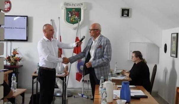 Burmistrz Wiesław Skop podziękował za zaufanie. Więcej na kolejnych zdjęciach.