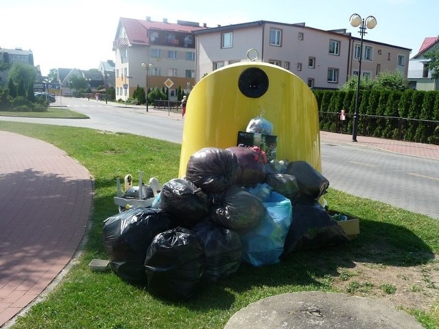 Większość gmin już dawno przyjęła uchwały śmieciowe. Łeba miała z tym problem z powodu turystycznego charakteru miasta. 