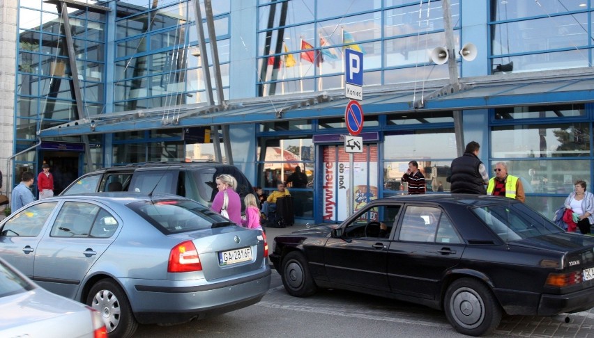 Na gdańskim lotnisku zmienił się cennik opłat za parkowanie