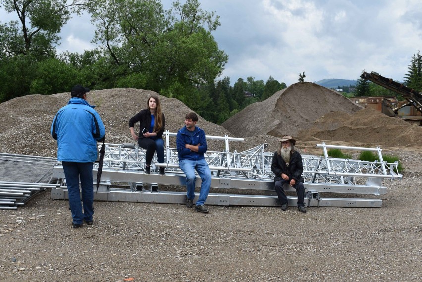 Mieszkańcy zakopiańskich Krzeptówek blokują budowę masztu...