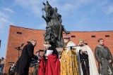 Rafał Bruski wycofał się z pomysłu przeniesienia pomnika Kazimierza Wielkiego na Starym Rynku
