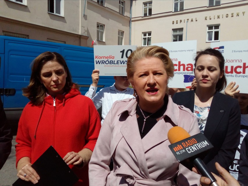 Eurowybory 2019 w Lublinie. Poseł przyznaje się do poważnej operacji mózgu i obiecuje 100 mld zł na zdrowie