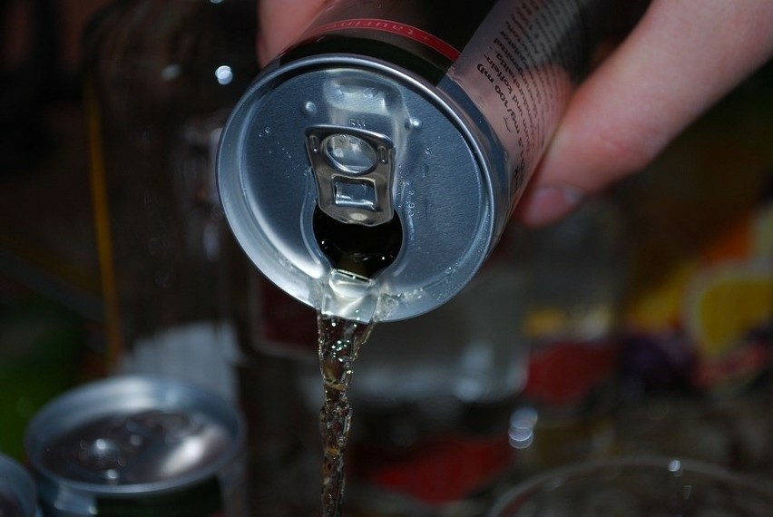 Zakaz sprzedaży napojów energetycznych osobom poniżej 18...