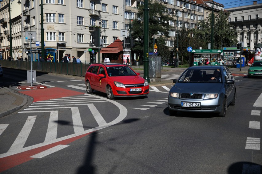 Kraków. Kierowcy będą musieli oddać część jezdni rowerzystom na stopniu wodnym Dąbie