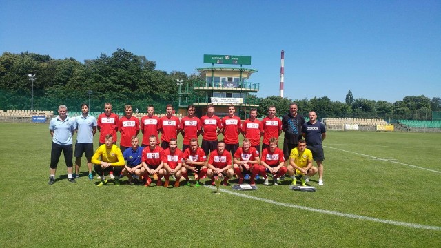 Reprezentacja Kujawsko - Pomorskiego ZPN przed turniejem w Policach gdzie wywalczyła awans do finałów mistrzostw Polski