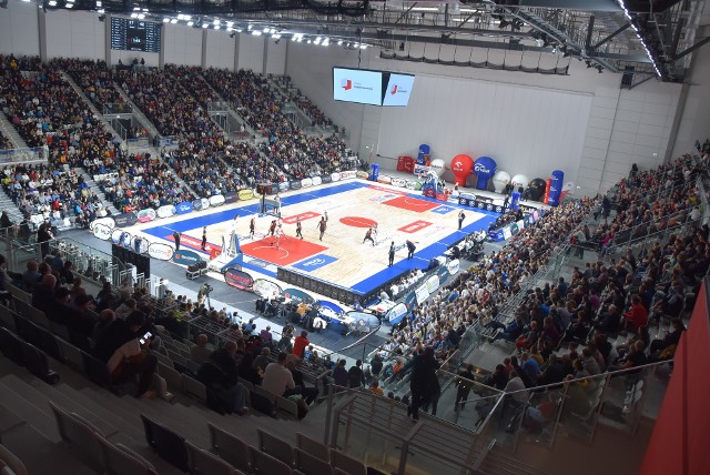 Arena Gorzów ma już za sobą pierwszą imprezę sportową. Jako pierwsze zagrały koszykarki.