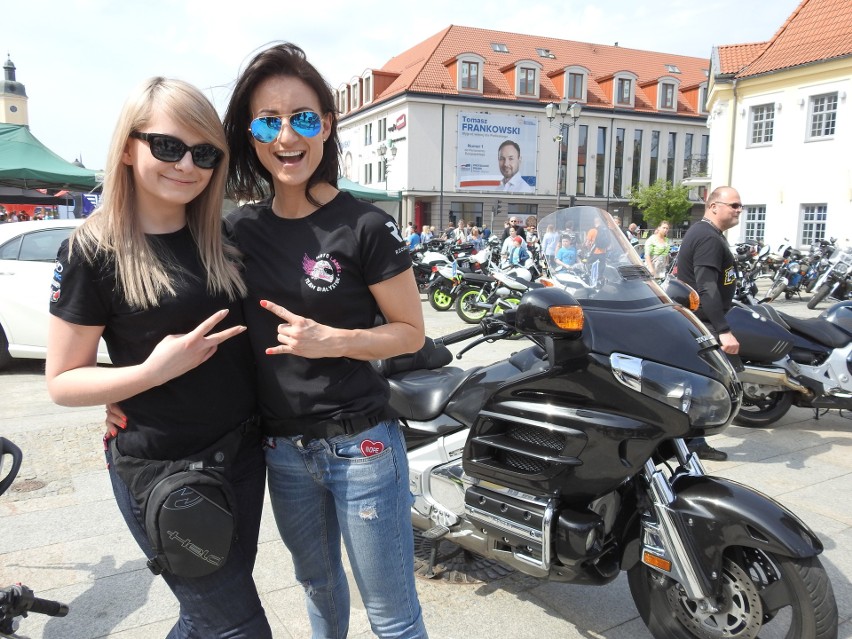 MOTOSERCE 2019 Białystok. Lewa w górę! Setki motocykli...