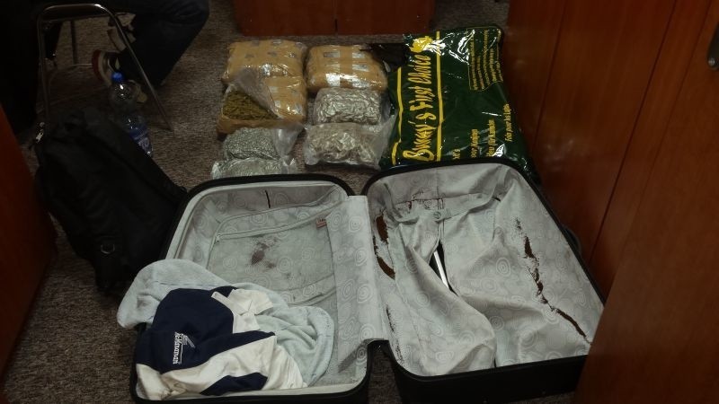 Narkotyki znalezione w walizce na dworcu w Kielcac