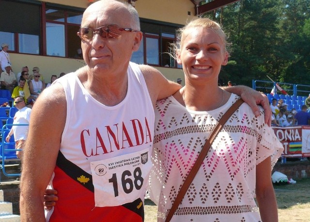 Olimpijka z Pekinu , kielczanka Kamila Chudzik jako pierwsza pogratulowała Ryszardowi Lechowi. - To przyjaciel mojej babci, która mieszka w Kanadzie - mówiła nasza znana lekkoatletka.